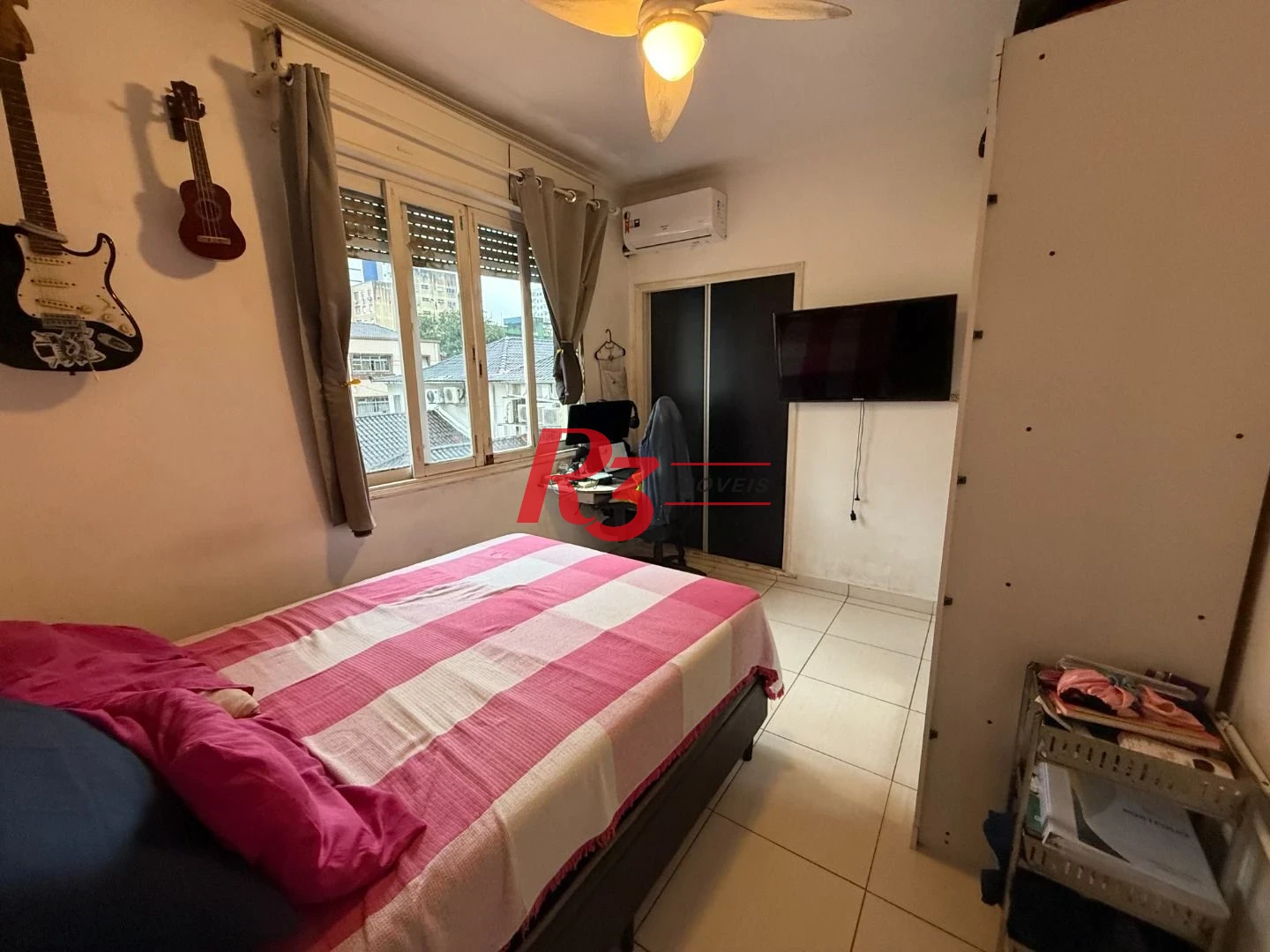Apartamento com 2 dormitórios à venda, 70 m² por R$ 390.000,00 - Boqueirão - Santos/SP