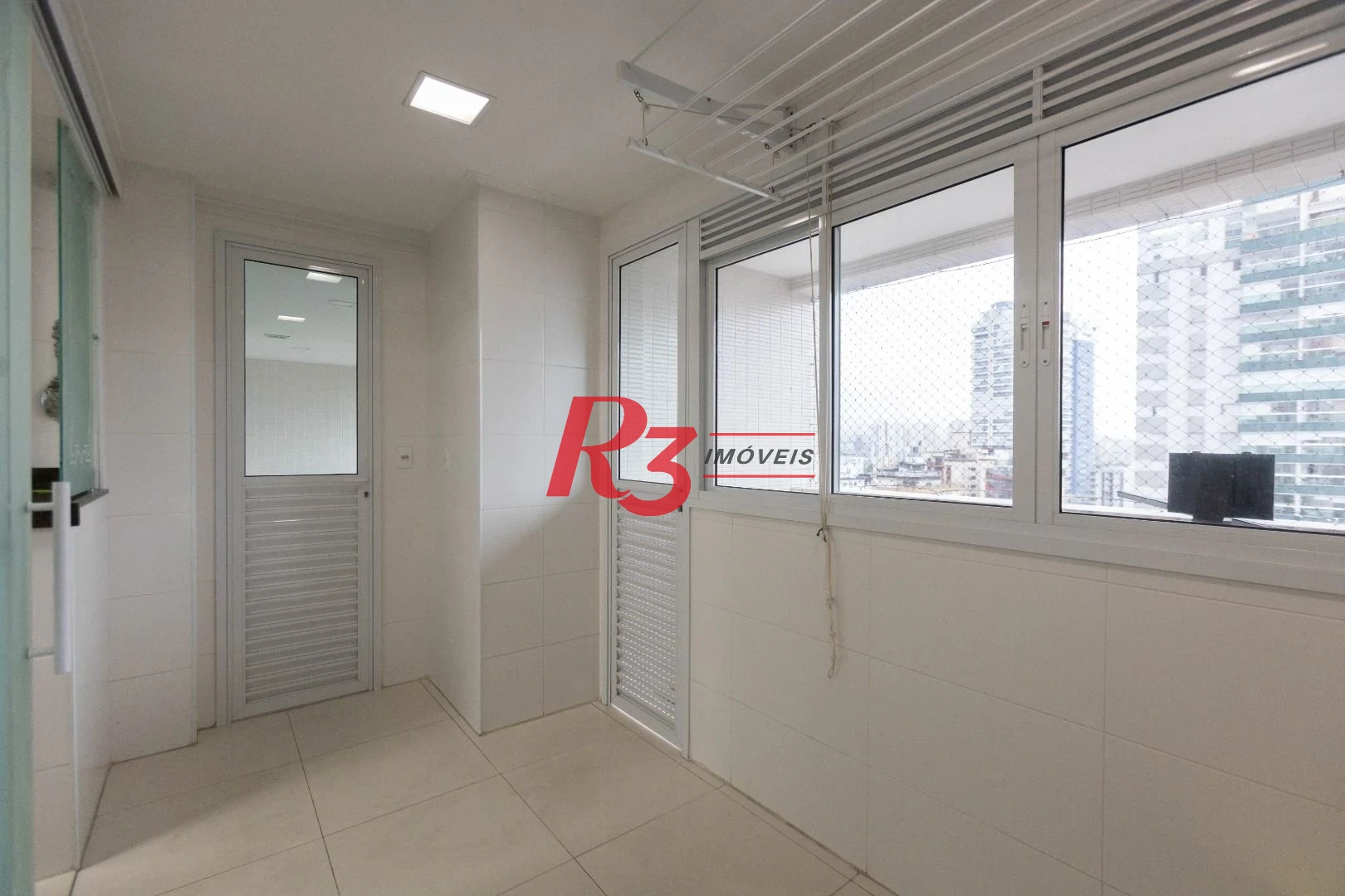 Apartamento com 3 dormitórios, 151 m² - venda por R$ 2.690.000,00 ou aluguel por R$ 18.000,00/mês - Aparecida - Santos/SP