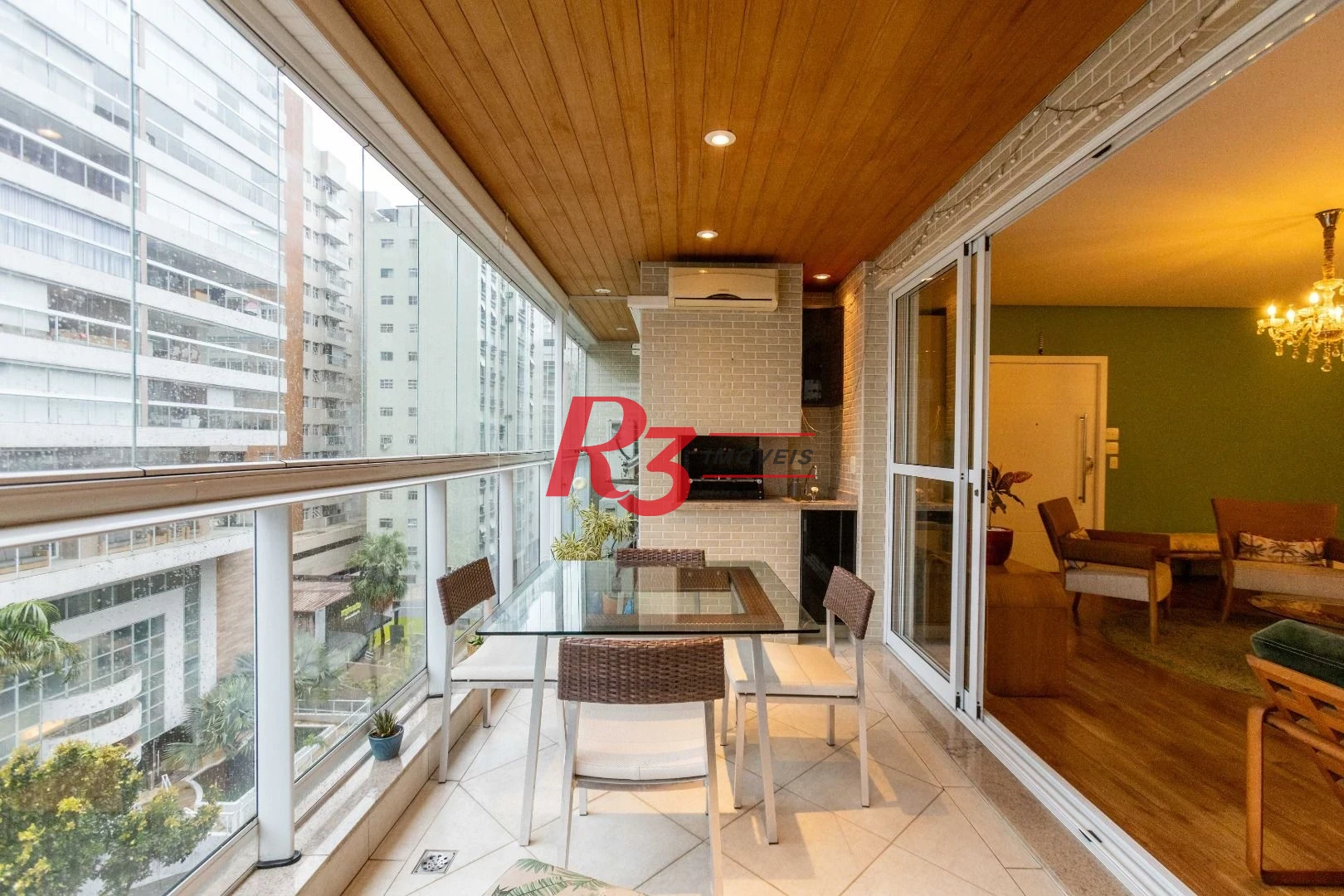 Apartamento com 4 dormitórios à venda, 243 m² por R$ 2.780.000,00 - Gonzaga - Santos/SP