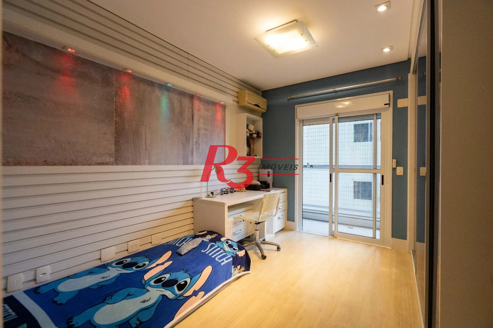 Apartamento com 4 dormitórios à venda, 243 m² por R$ 2.780.000,00 - Gonzaga - Santos/SP
