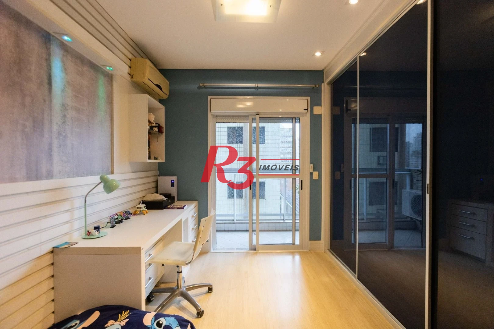 Apartamento com 4 dormitórios à venda, 243 m² por R$ 2.780.000,00 - Gonzaga - Santos/SP