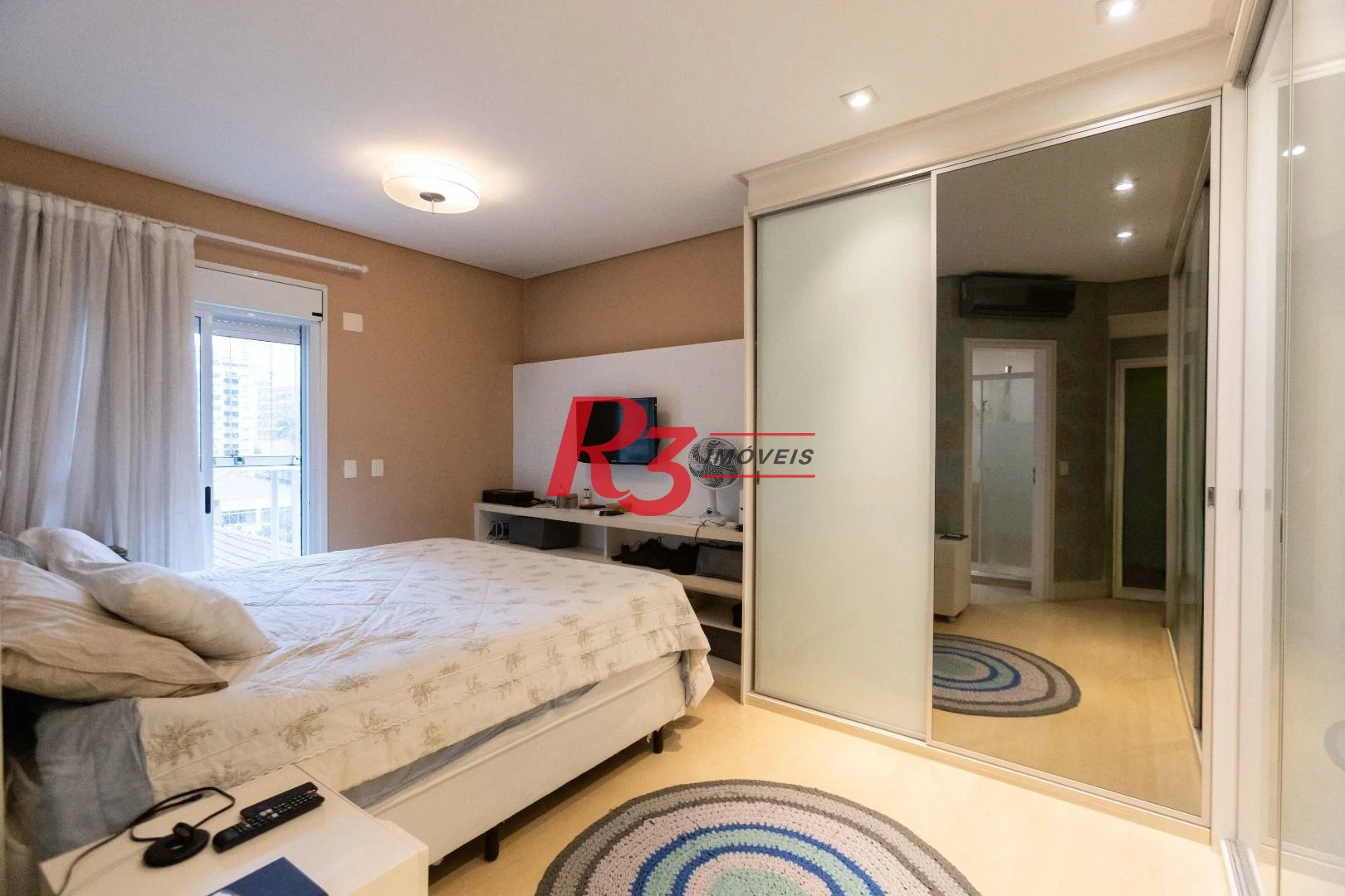 Apartamento com 4 dormitórios à venda, 243 m² por R$ 2.780.000,00 - Gonzaga - Santos/SP