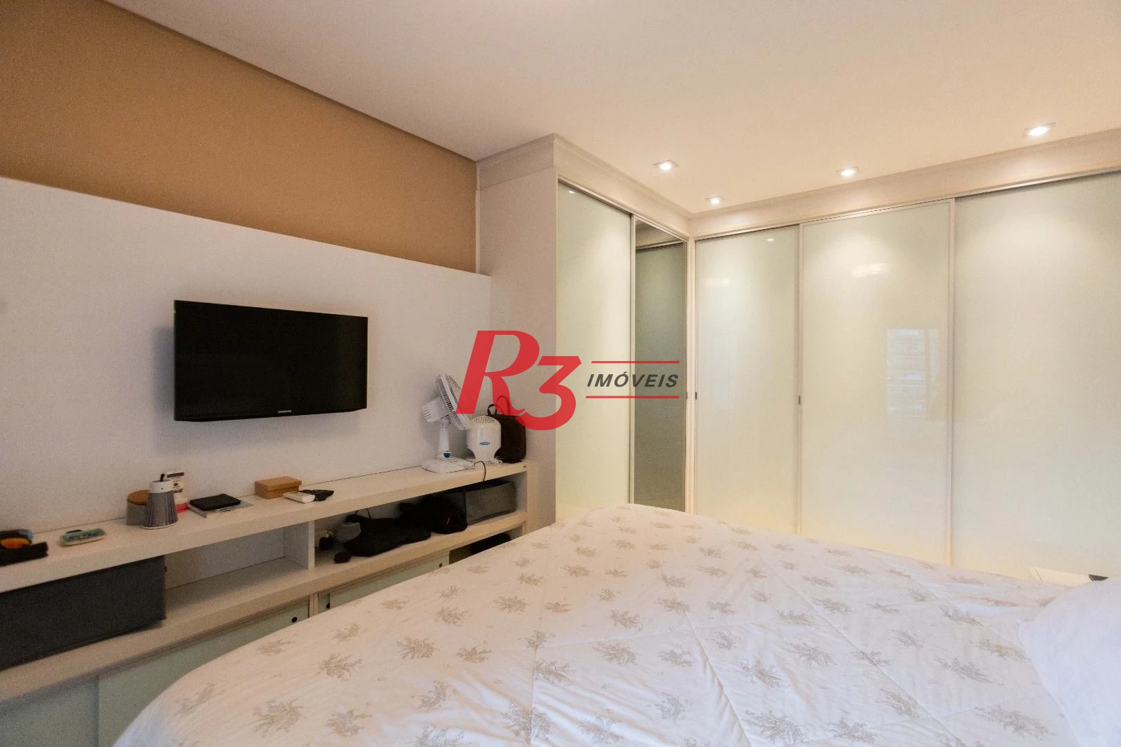 Apartamento com 4 dormitórios à venda, 243 m² por R$ 2.780.000,00 - Gonzaga - Santos/SP