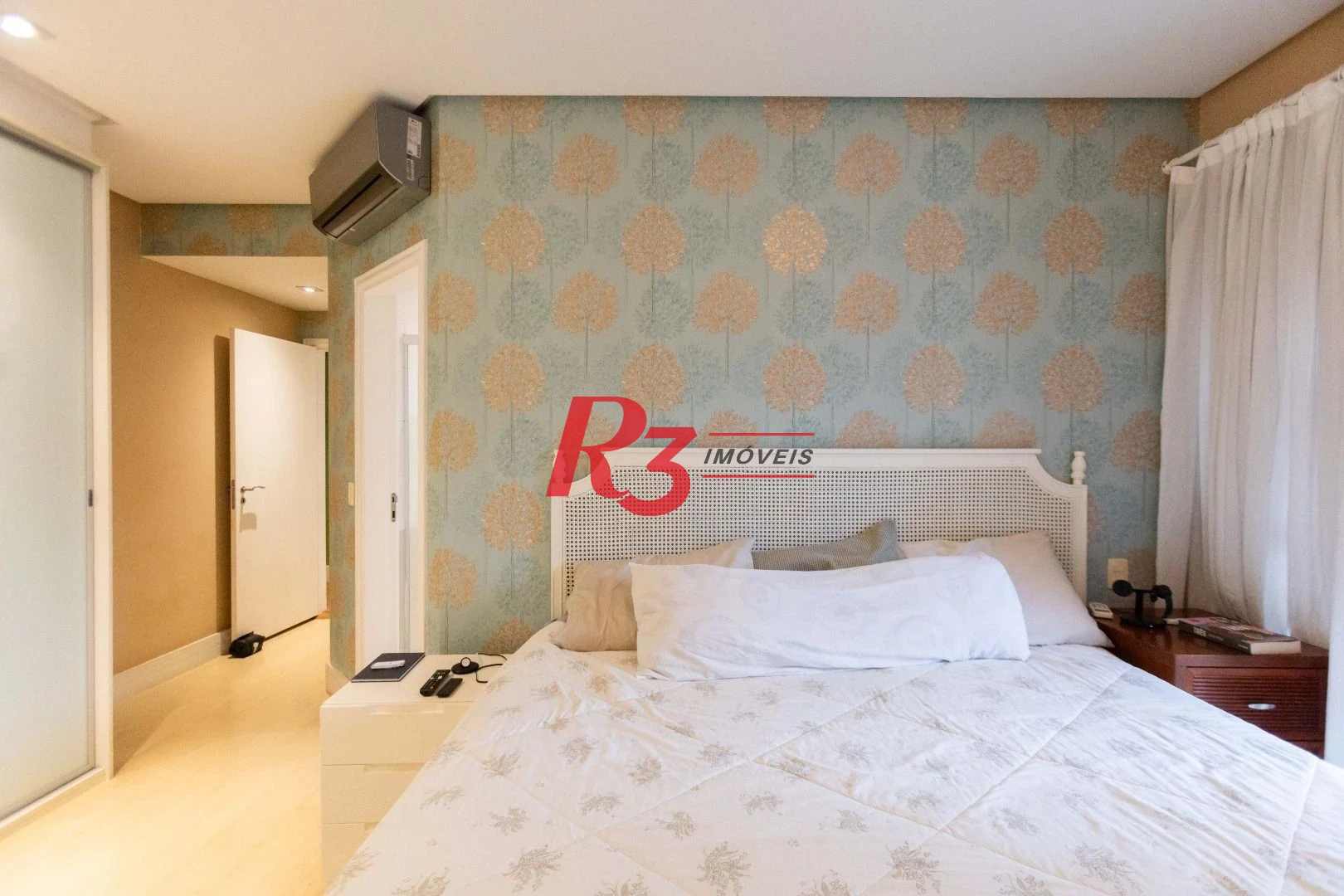 Apartamento com 4 dormitórios à venda, 243 m² por R$ 2.780.000,00 - Gonzaga - Santos/SP