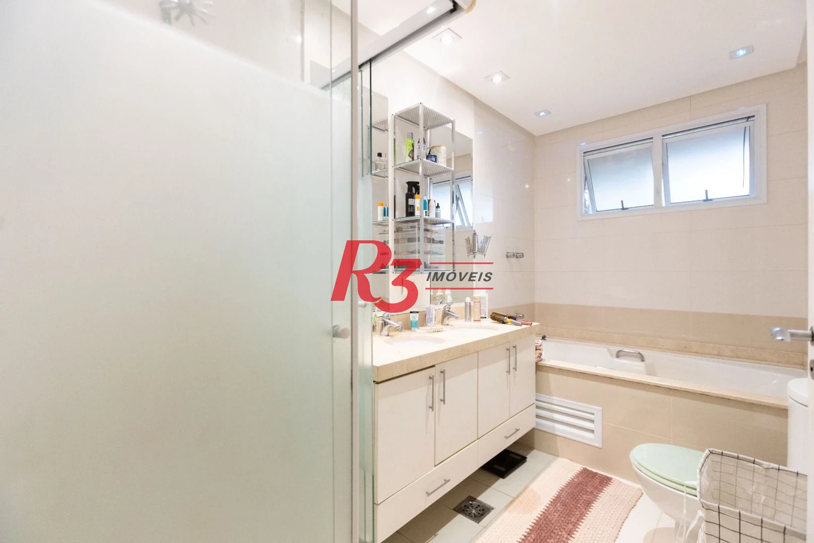 Apartamento com 4 dormitórios à venda, 243 m² por R$ 2.780.000,00 - Gonzaga - Santos/SP