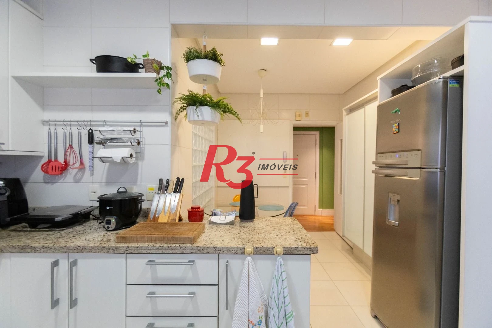 Apartamento com 4 dormitórios à venda, 243 m² por R$ 2.780.000,00 - Gonzaga - Santos/SP