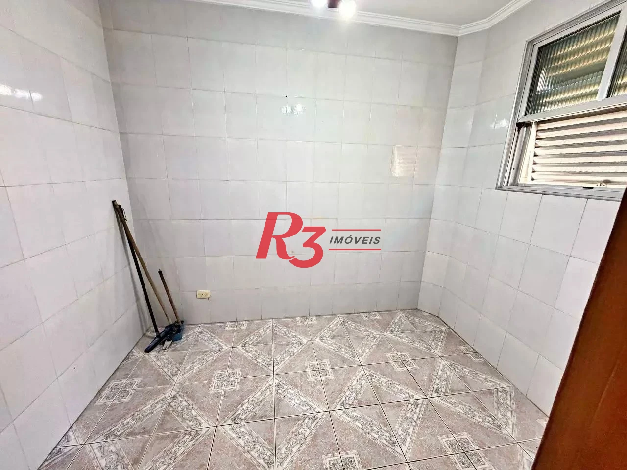 Apartamento com 2 dormitórios para alugar, 93 m² por R$ 3.500,00/mês - Estuário - Santos/SP