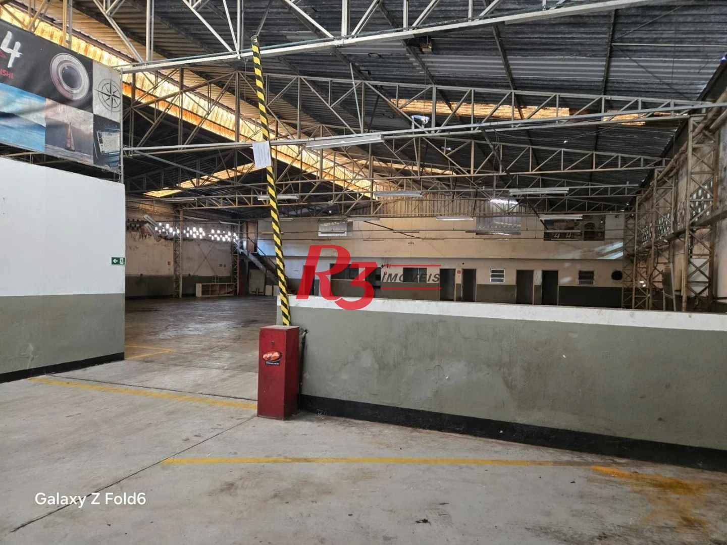 Galpão para alugar, 585 m² por R$ 30.000,00/mês - Vila Matias - Santos/SP