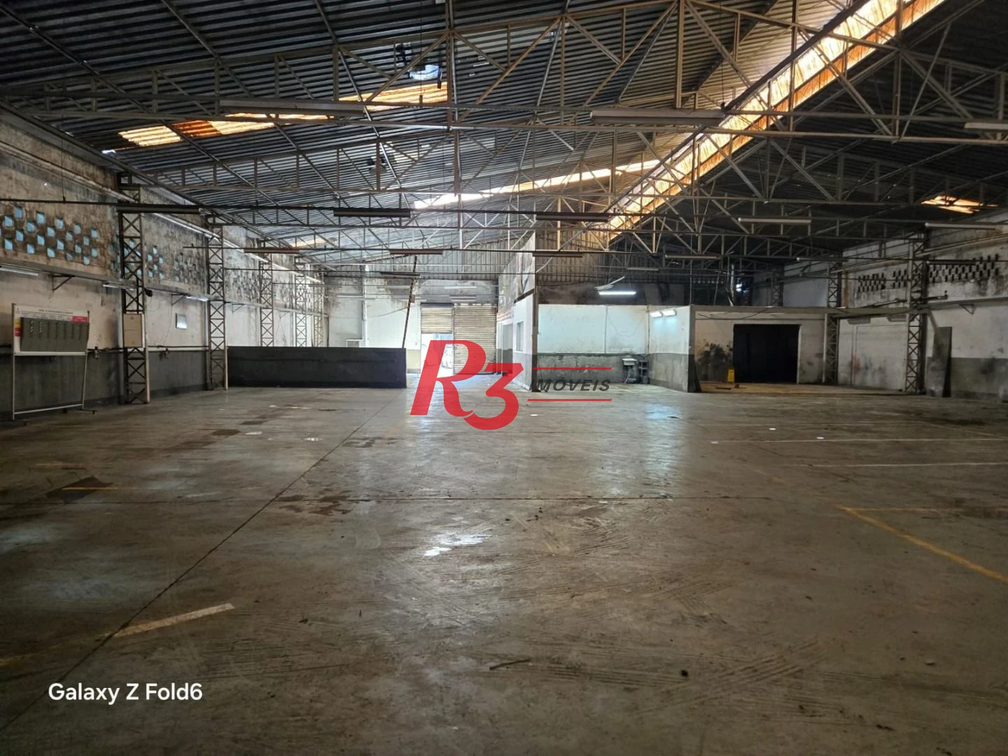 Galpão para alugar, 585 m² por R$ 30.000,00/mês - Vila Matias - Santos/SP