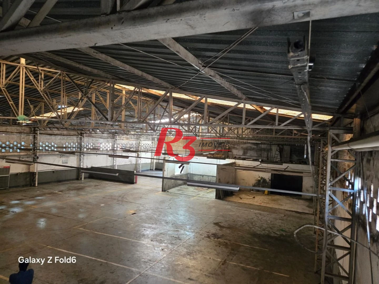 Galpão para alugar, 585 m² por R$ 30.000,00/mês - Vila Matias - Santos/SP