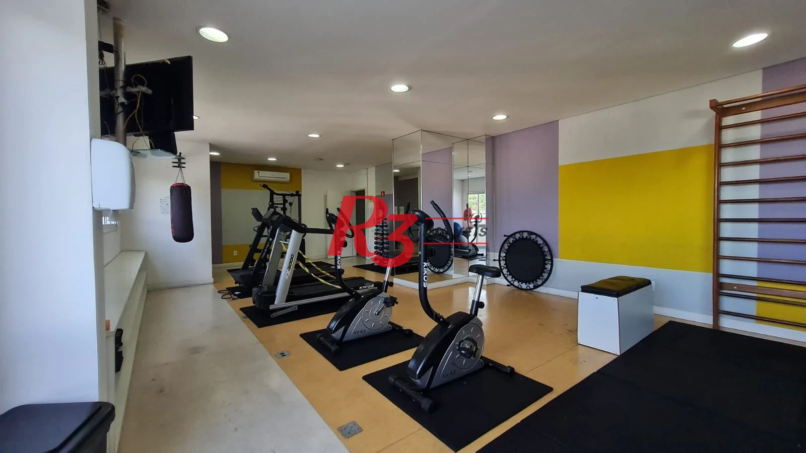Apartamento com 2 dormitórios à venda, 66 m² por R$ 475.000,00 - Vila Valença - São Vicente/SP