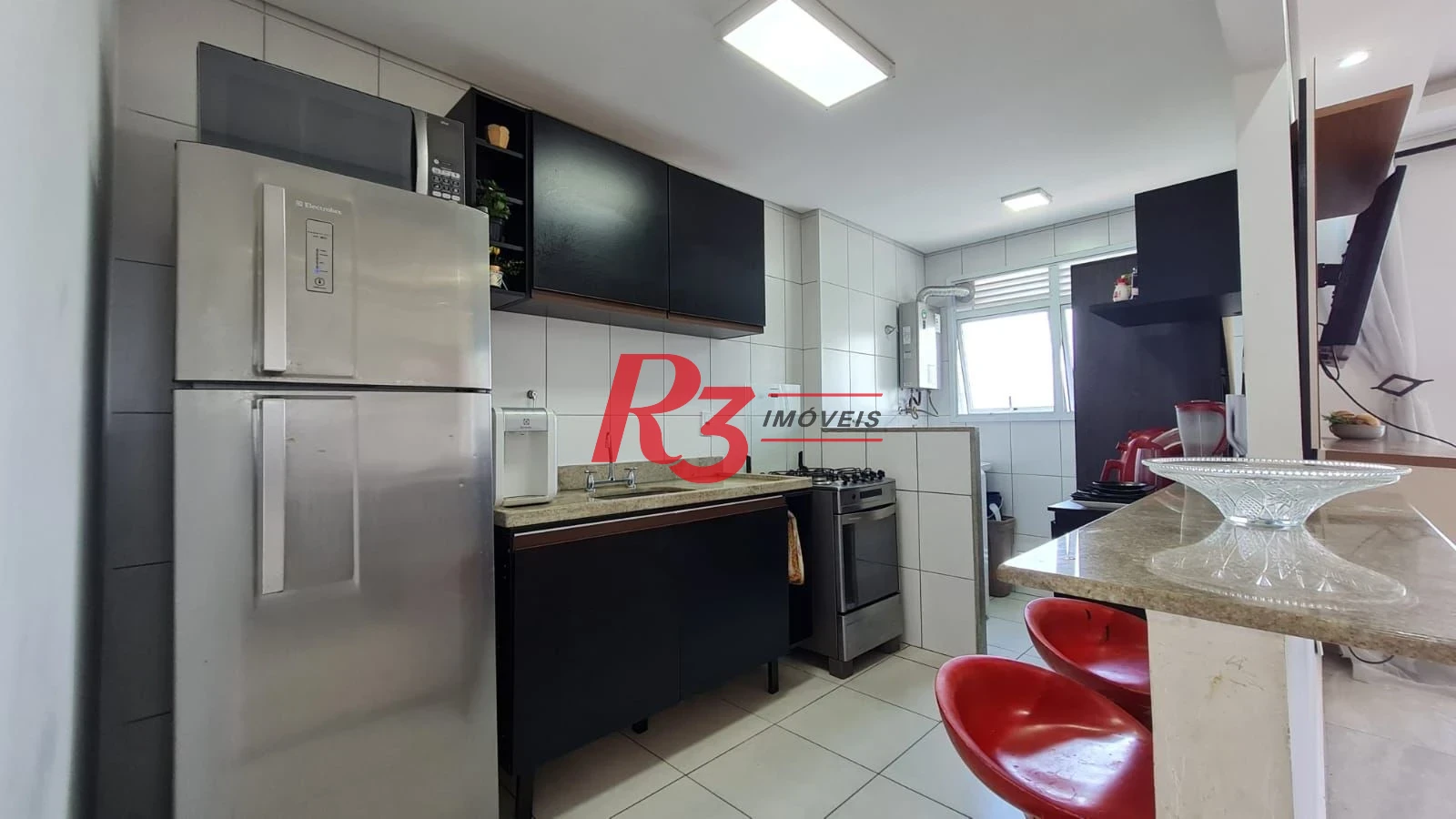 Apartamento com 2 dormitórios à venda, 66 m² por R$ 475.000,00 - Vila Valença - São Vicente/SP
