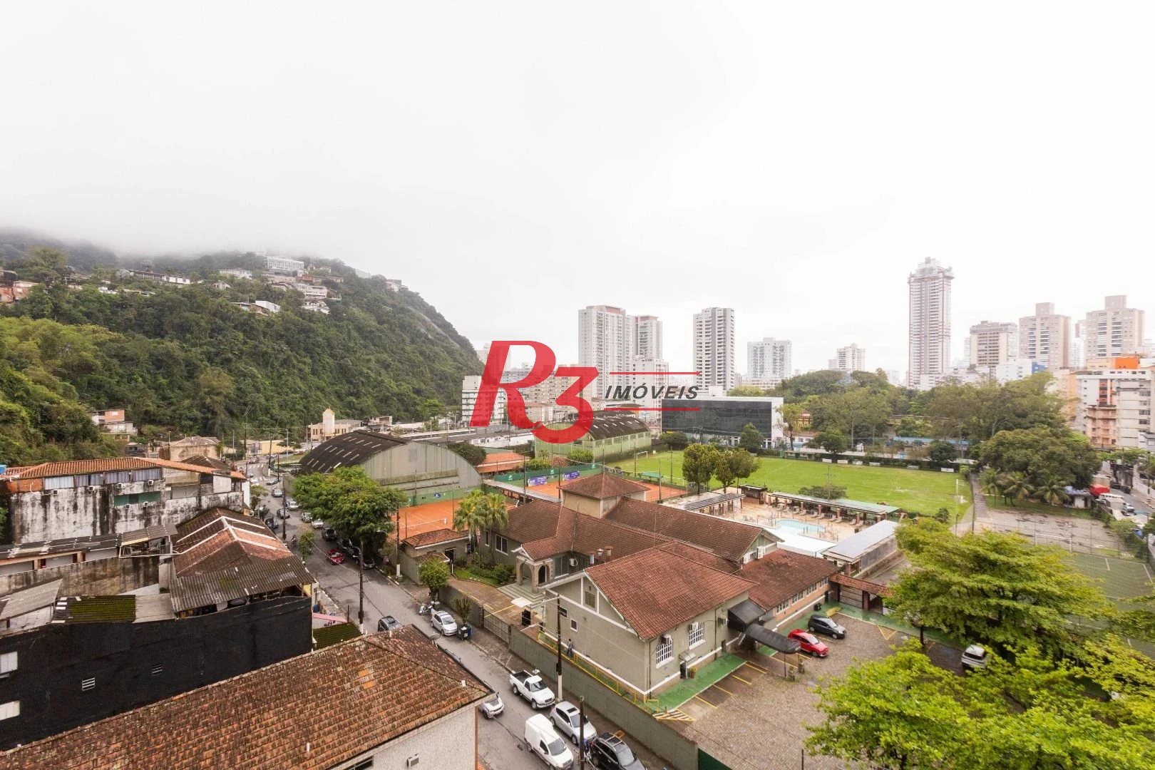 Apartamento com 2 dormitórios à venda, 72 m² por R$ 890.000,00 - José Menino - Santos/SP