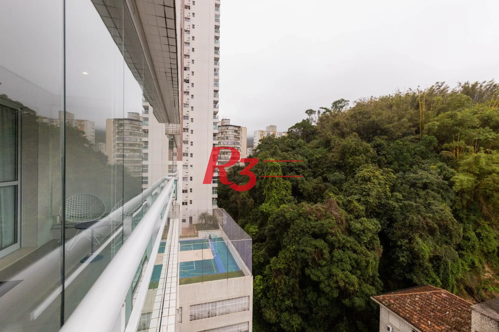 Apartamento com 2 dormitórios à venda, 72 m² por R$ 890.000,00 - José Menino - Santos/SP