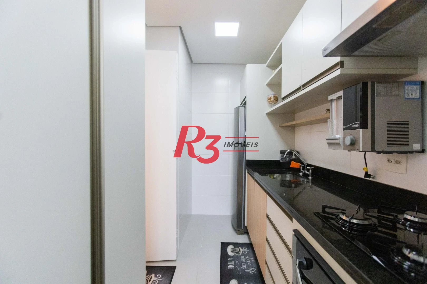 Apartamento com 2 dormitórios à venda, 72 m² por R$ 890.000,00 - José Menino - Santos/SP