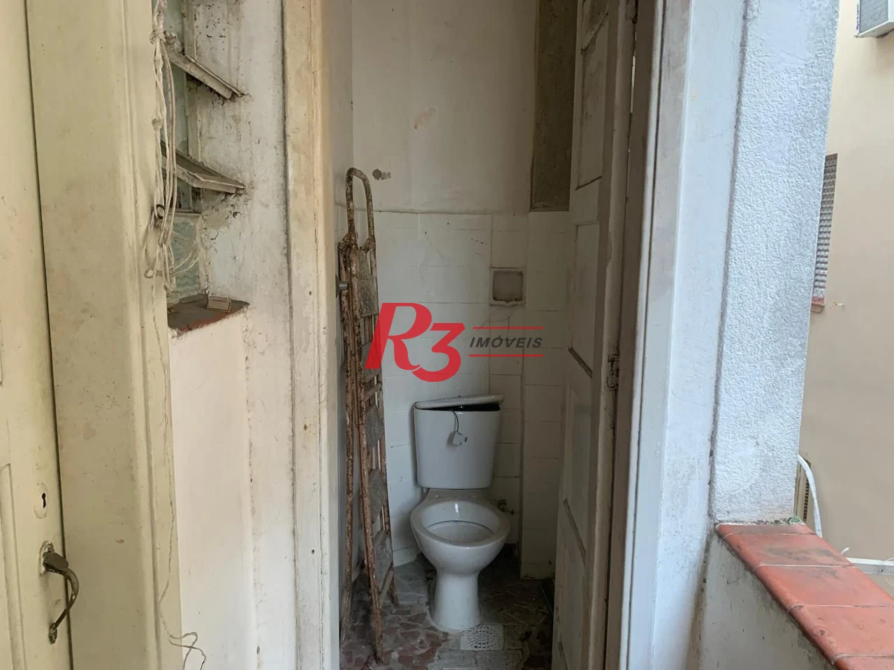 Apartamento com 2 dormitórios à venda, 68 m² por R$ 300.000,00 - Vila Belmiro - Santos/SP