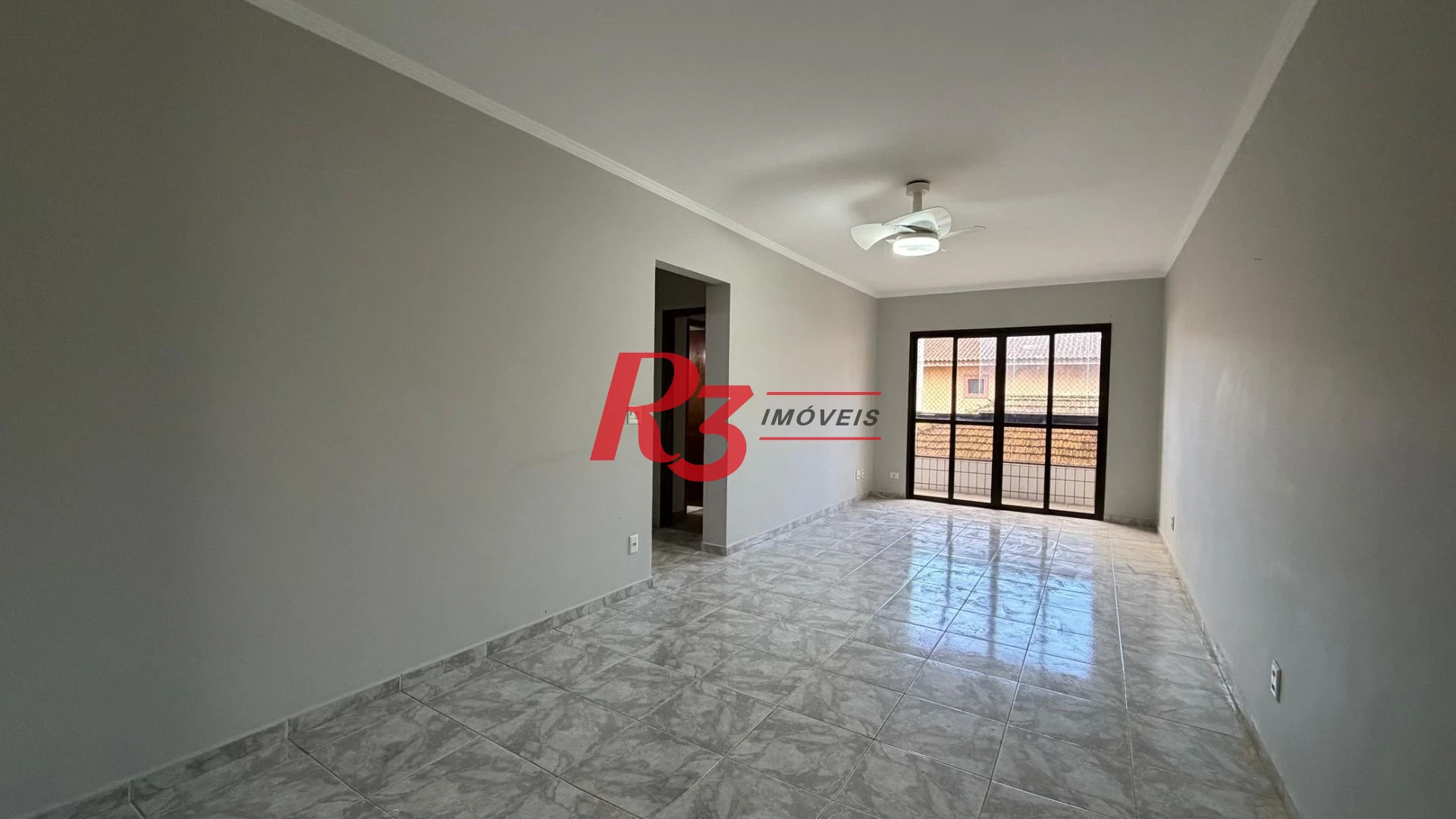 Apartamento com 2 dormitórios à venda, 104 m² por R$ 630.000,00 - Marapé - Santos/SP