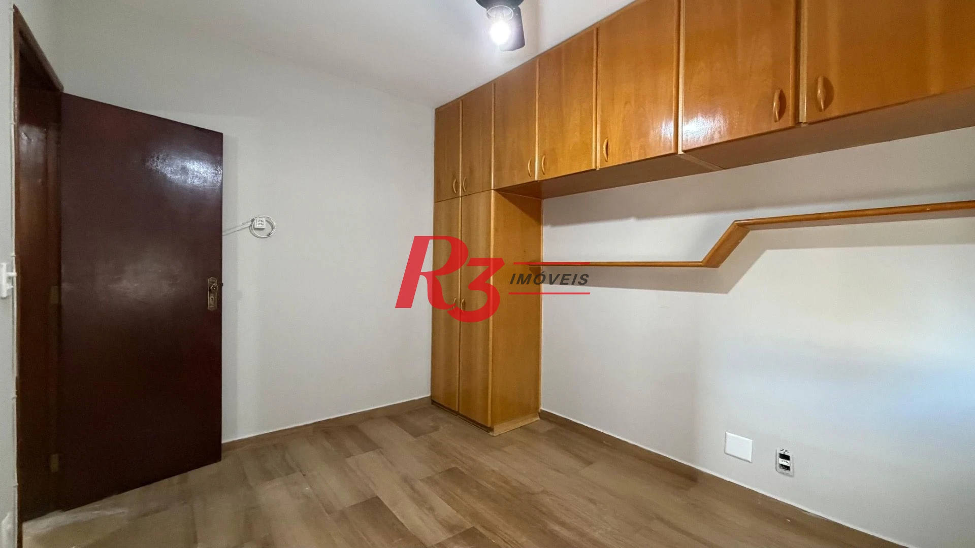 Apartamento com 2 dormitórios à venda, 104 m² por R$ 630.000,00 - Marapé - Santos/SP