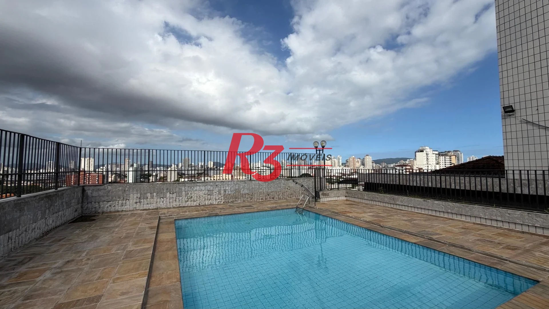 Apartamento com 2 dormitórios à venda, 104 m² por R$ 630.000,00 - Marapé - Santos/SP