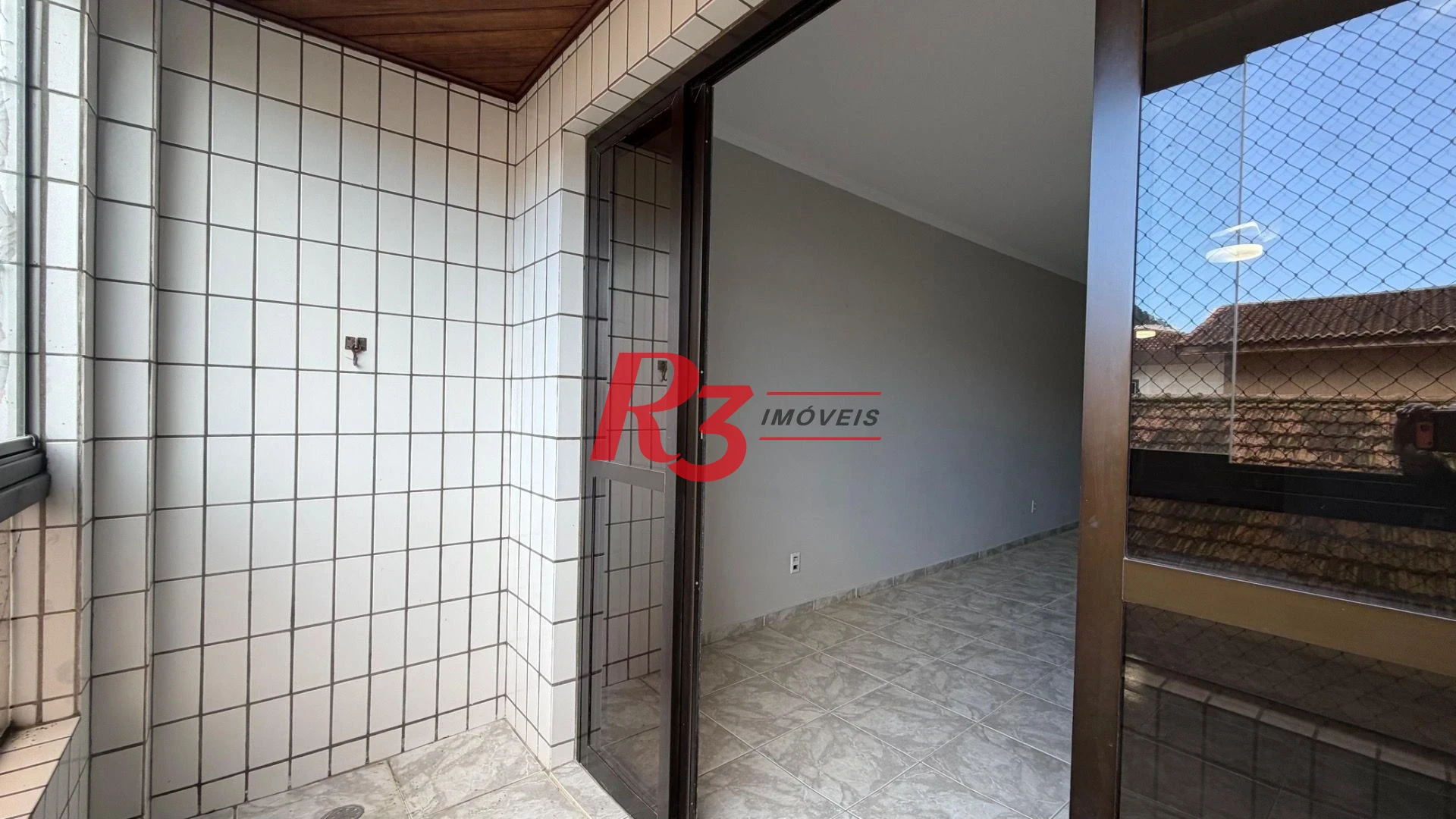 Apartamento com 2 dormitórios à venda, 104 m² por R$ 630.000,00 - Marapé - Santos/SP
