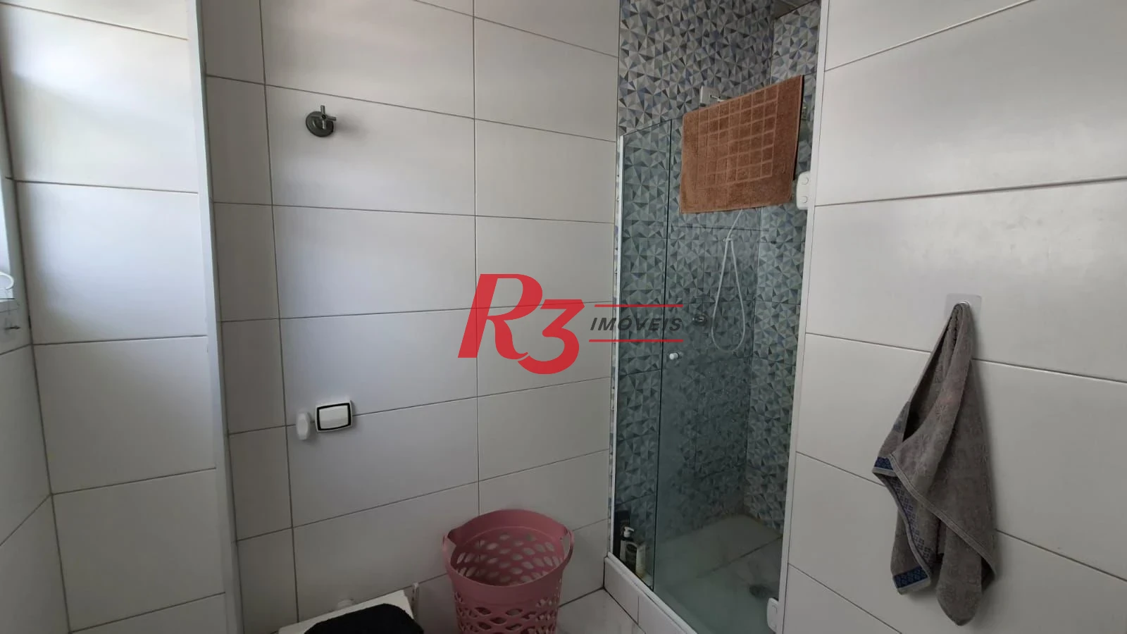 Apartamento com 2 dormitórios à venda, 96 m² por R$ 450.000,00 - Encruzilhada - Santos/SP