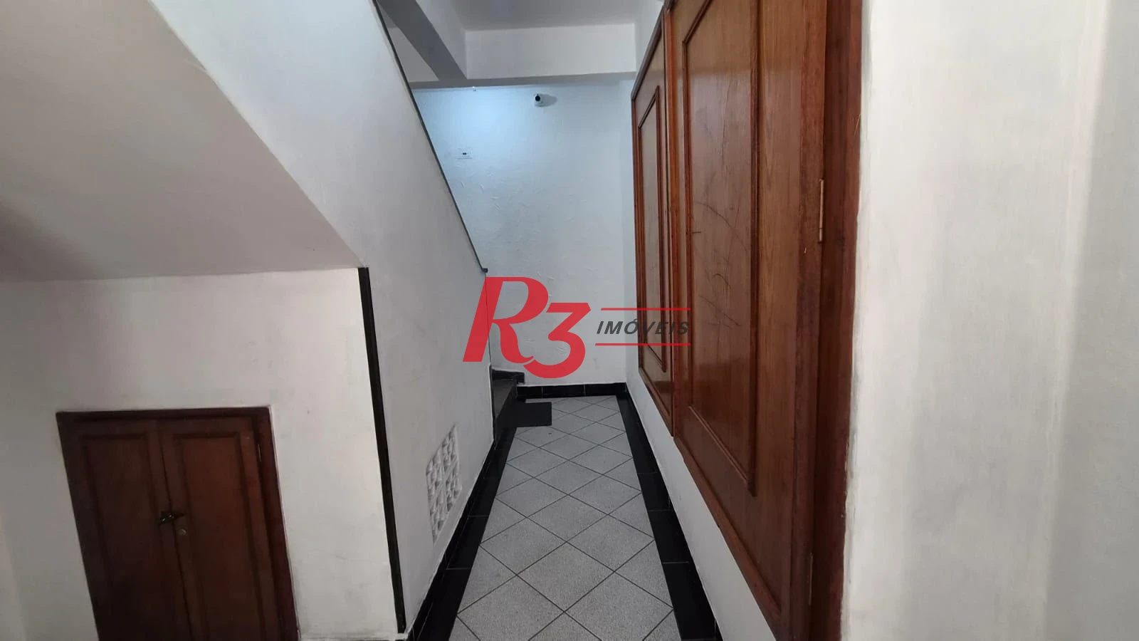 Apartamento com 2 dormitórios à venda, 96 m² por R$ 450.000,00 - Encruzilhada - Santos/SP