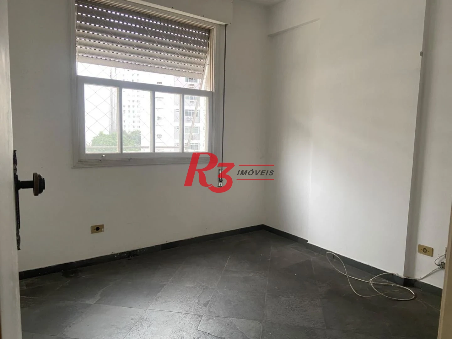 Apartamento com 3 dormitórios à venda, 146 m² por R$ 650.000,00 - José Menino - Santos/SP
