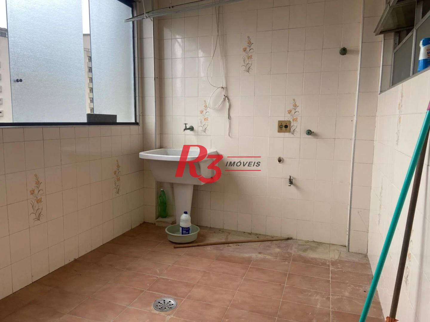 Apartamento com 3 dormitórios à venda, 146 m² por R$ 650.000,00 - José Menino - Santos/SP
