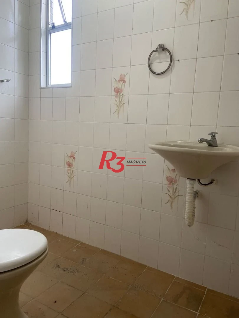 Apartamento com 3 dormitórios à venda, 146 m² por R$ 650.000,00 - José Menino - Santos/SP