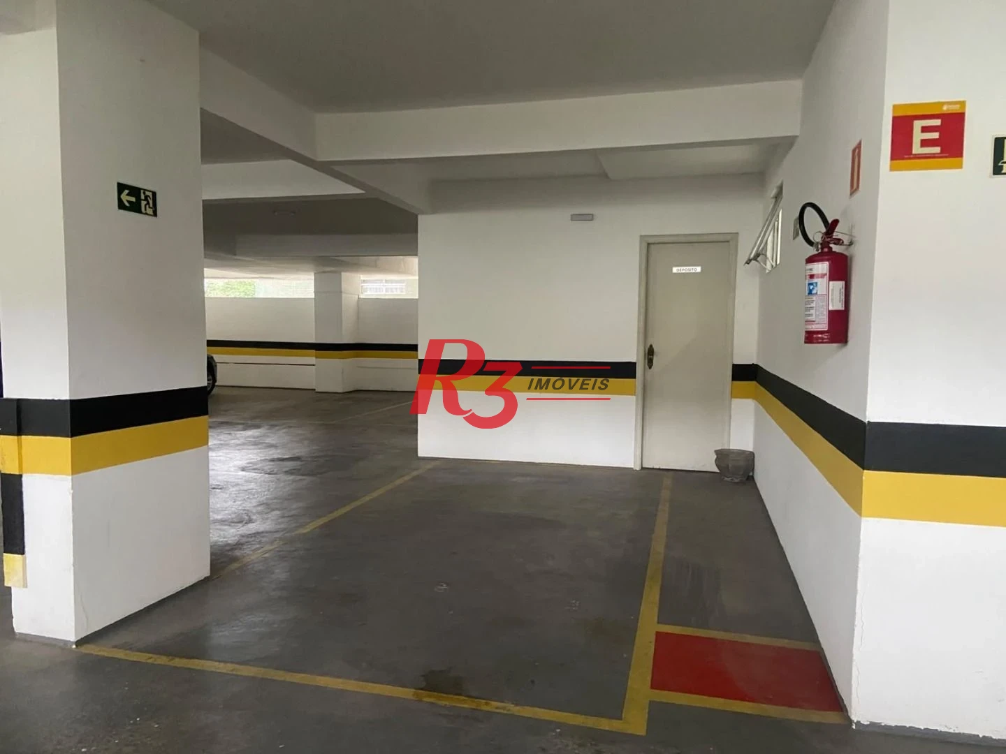 Apartamento com 3 dormitórios à venda, 146 m² por R$ 650.000,00 - José Menino - Santos/SP