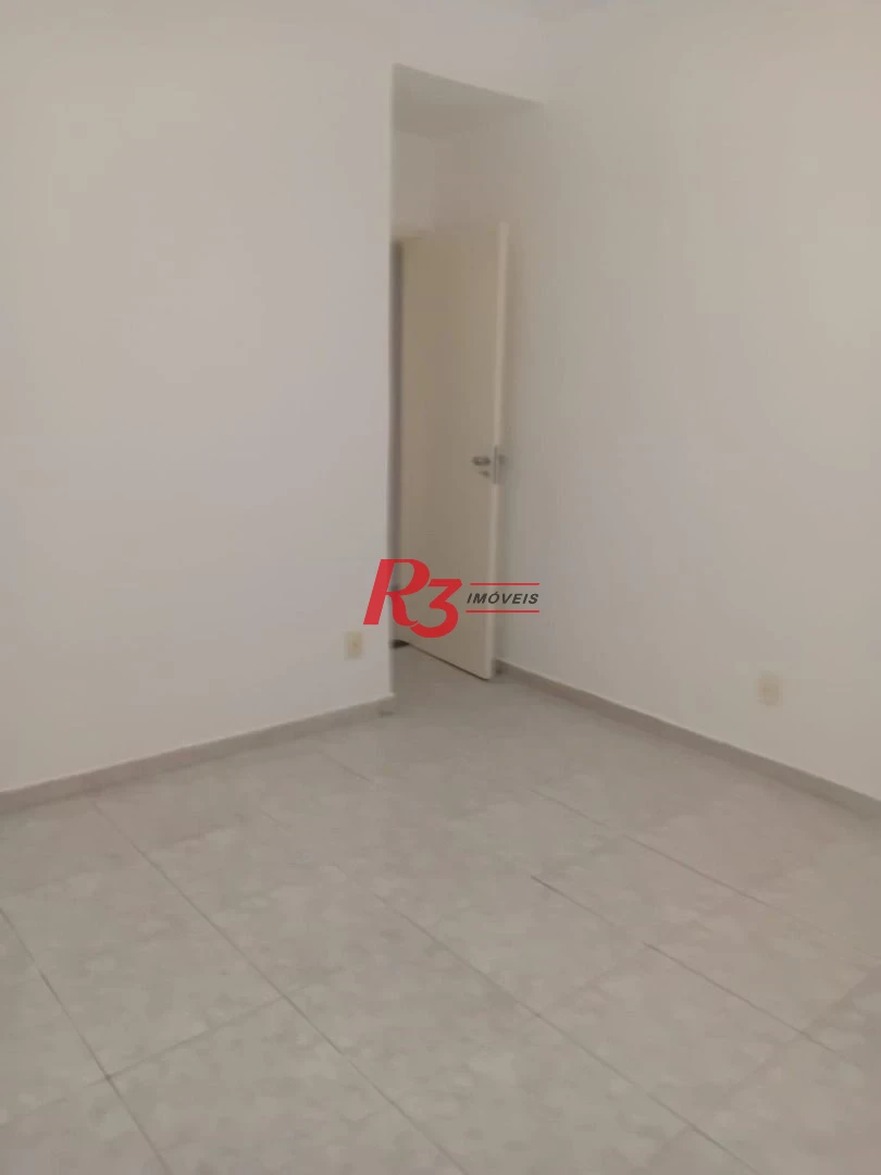 Apartamento com 2 dormitórios à venda, 70 m² por R$ 325.000,00 - Encruzilhada - Santos/SP