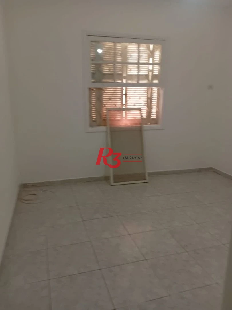 Apartamento com 2 dormitórios à venda, 70 m² por R$ 325.000,00 - Encruzilhada - Santos/SP