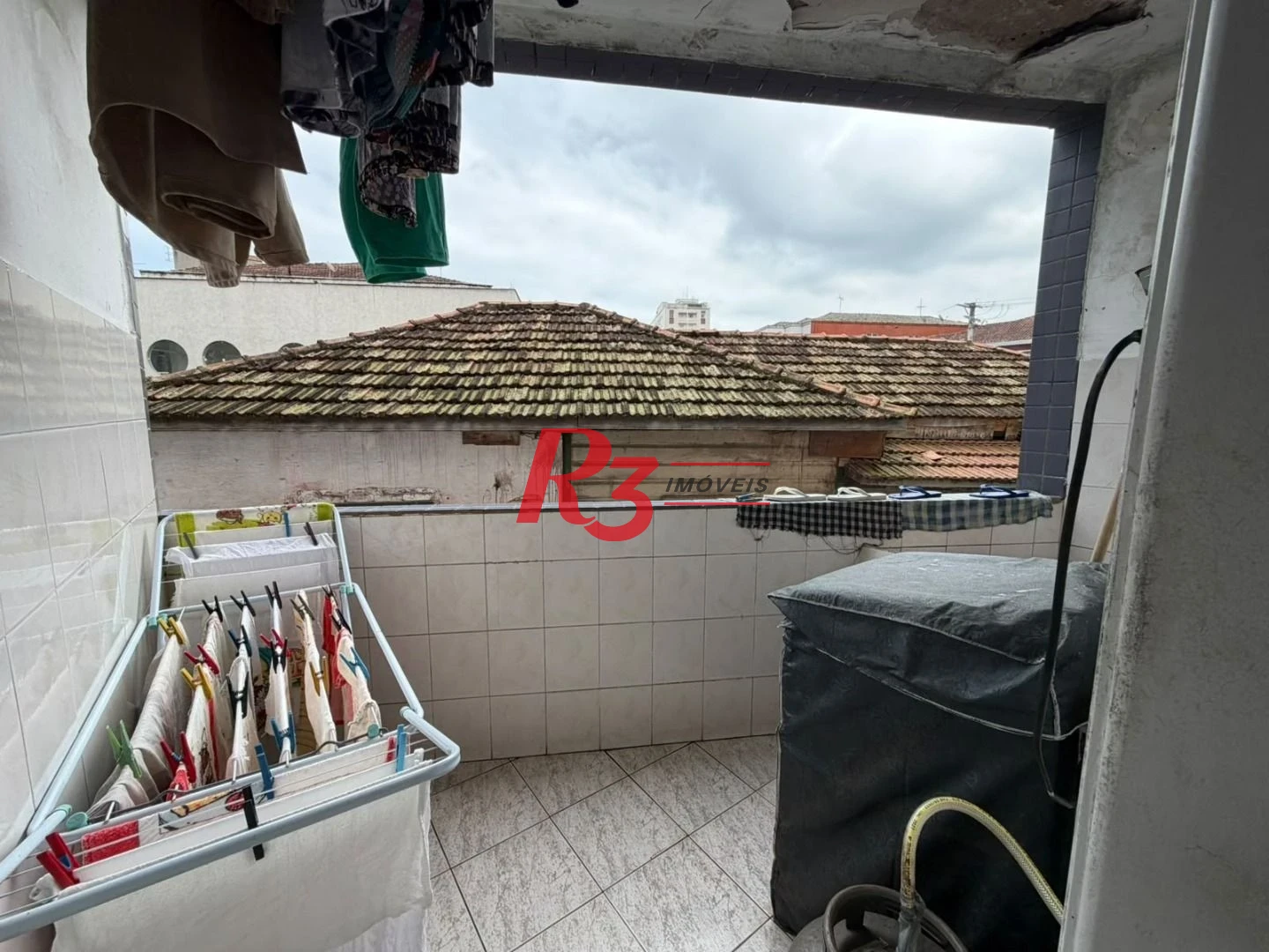 Apartamento com 2 dormitórios à venda, 100 m² por R$ 385.000,00 - Estuário - Santos/SP