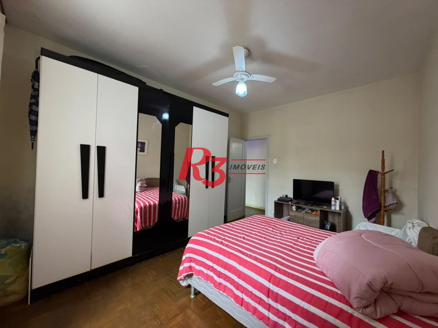 Apartamento com 2 dormitórios à venda, 100 m² por R$ 385.000,00 - Estuário - Santos/SP