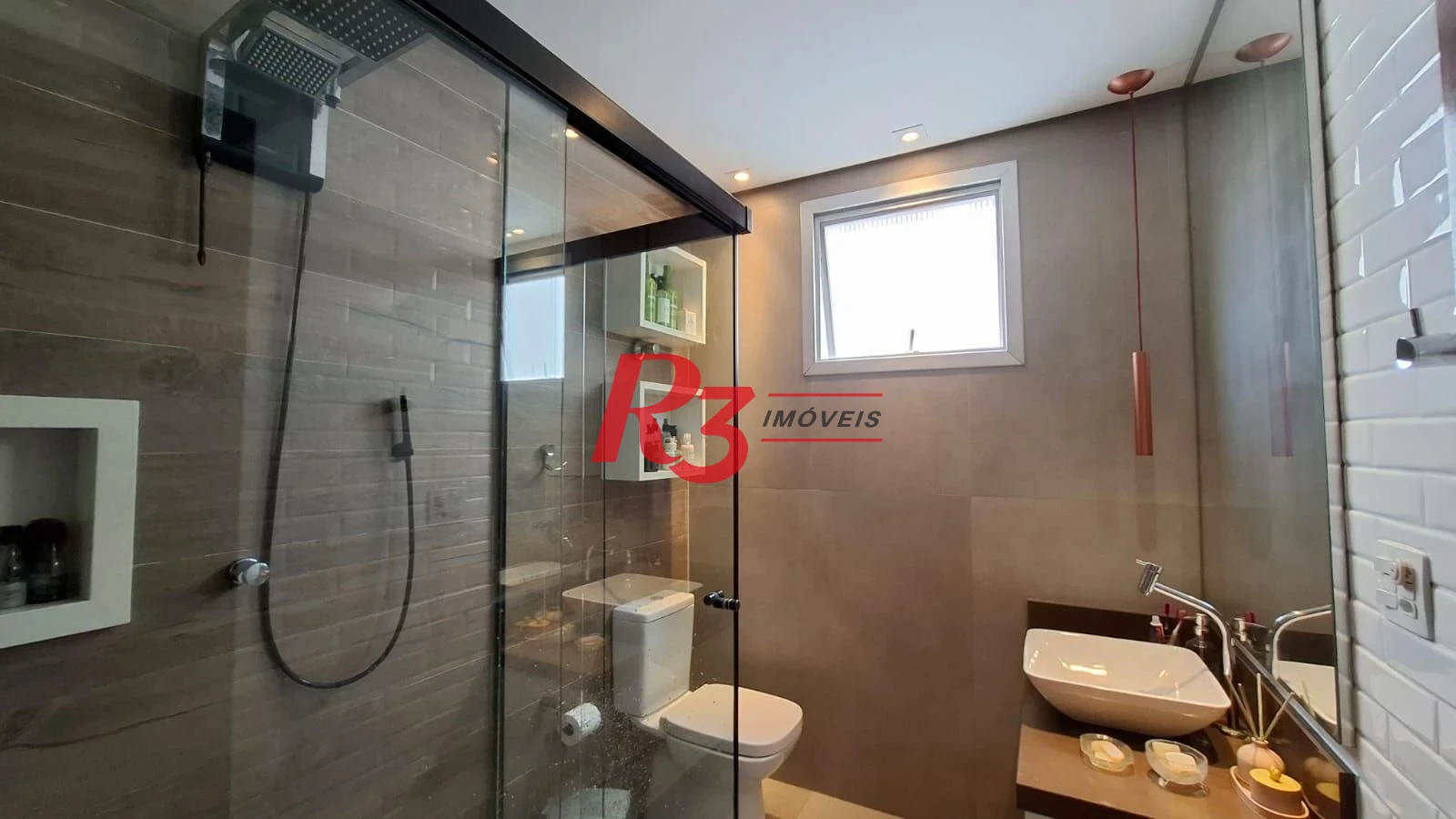 Apartamento com 3 dormitórios à venda, 140 m² por R$ 900.000,00 - Marapé - Santos/SP