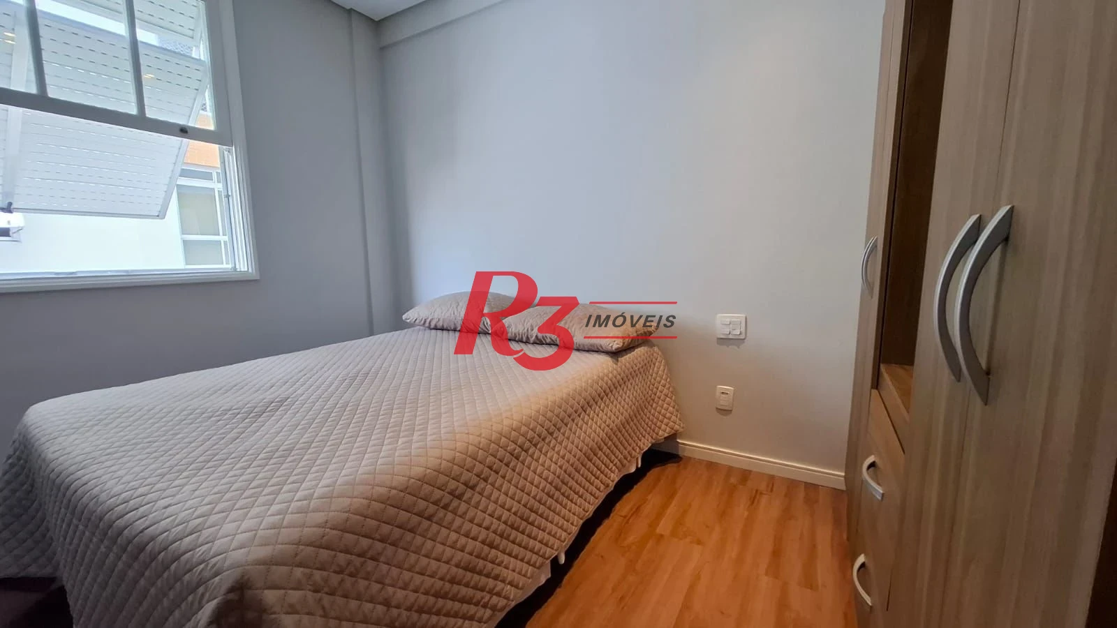 Apartamento com 3 dormitórios à venda, 140 m² por R$ 900.000,00 - Marapé - Santos/SP