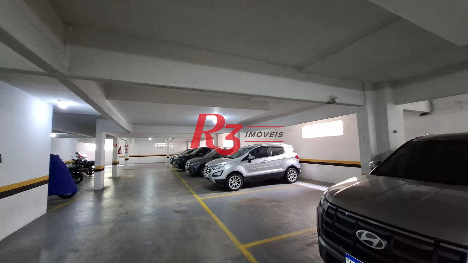 Apartamento com 3 dormitórios à venda, 140 m² por R$ 900.000,00 - Marapé - Santos/SP