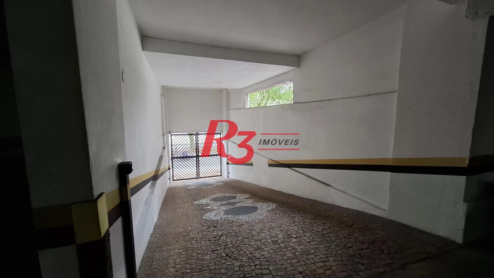 Apartamento com 3 dormitórios à venda, 140 m² por R$ 900.000,00 - Marapé - Santos/SP