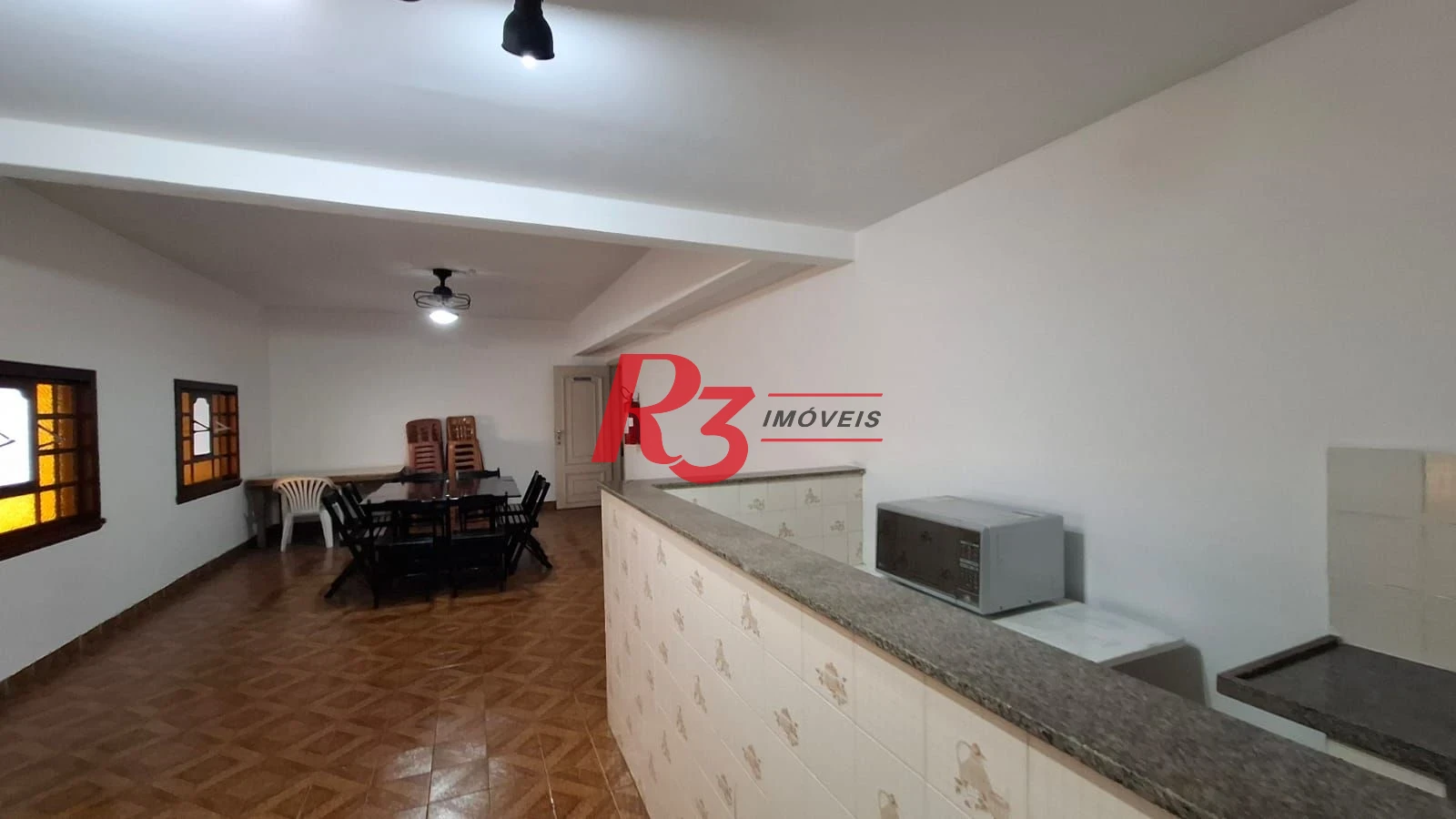 Apartamento com 3 dormitórios à venda, 140 m² por R$ 900.000,00 - Marapé - Santos/SP