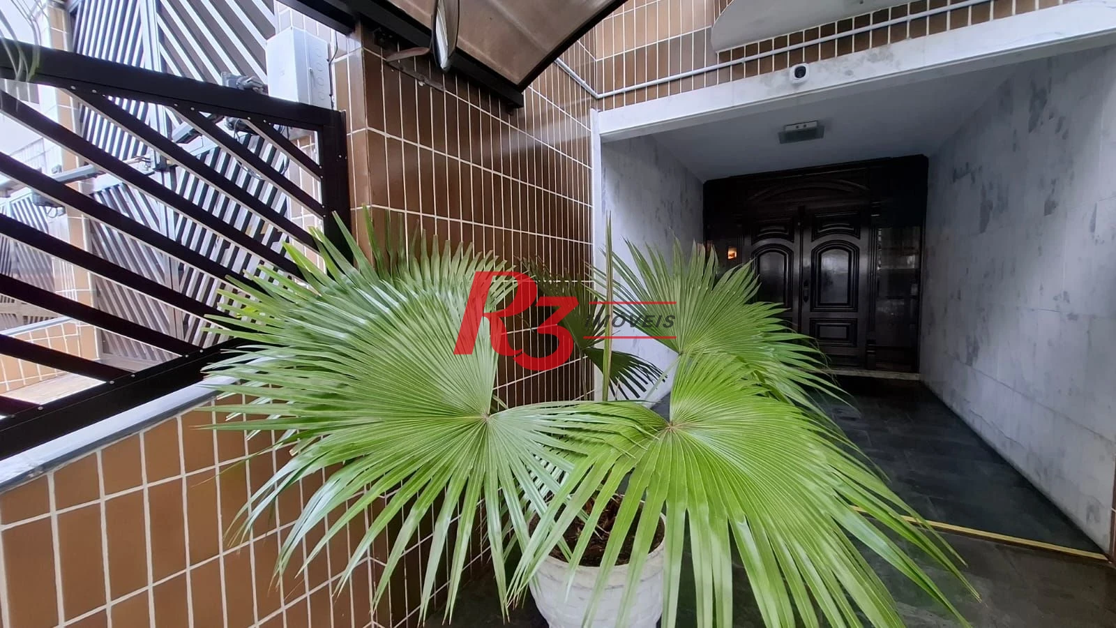 Apartamento com 3 dormitórios à venda, 140 m² por R$ 900.000,00 - Marapé - Santos/SP