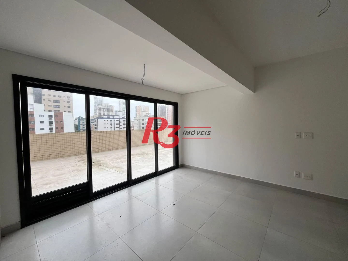 Apartamento Garden com 2 dormitórios à venda, 65 m² por R$ 1.100.000,00 - Ponta da Praia - Santos/SP