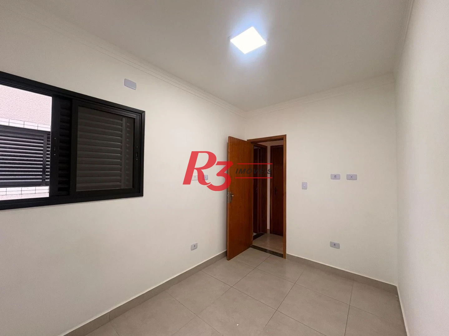Apartamento com 2 dormitórios à venda, 55 m² por R$ 420.000,00 - Vilamar - Praia Grande/SP