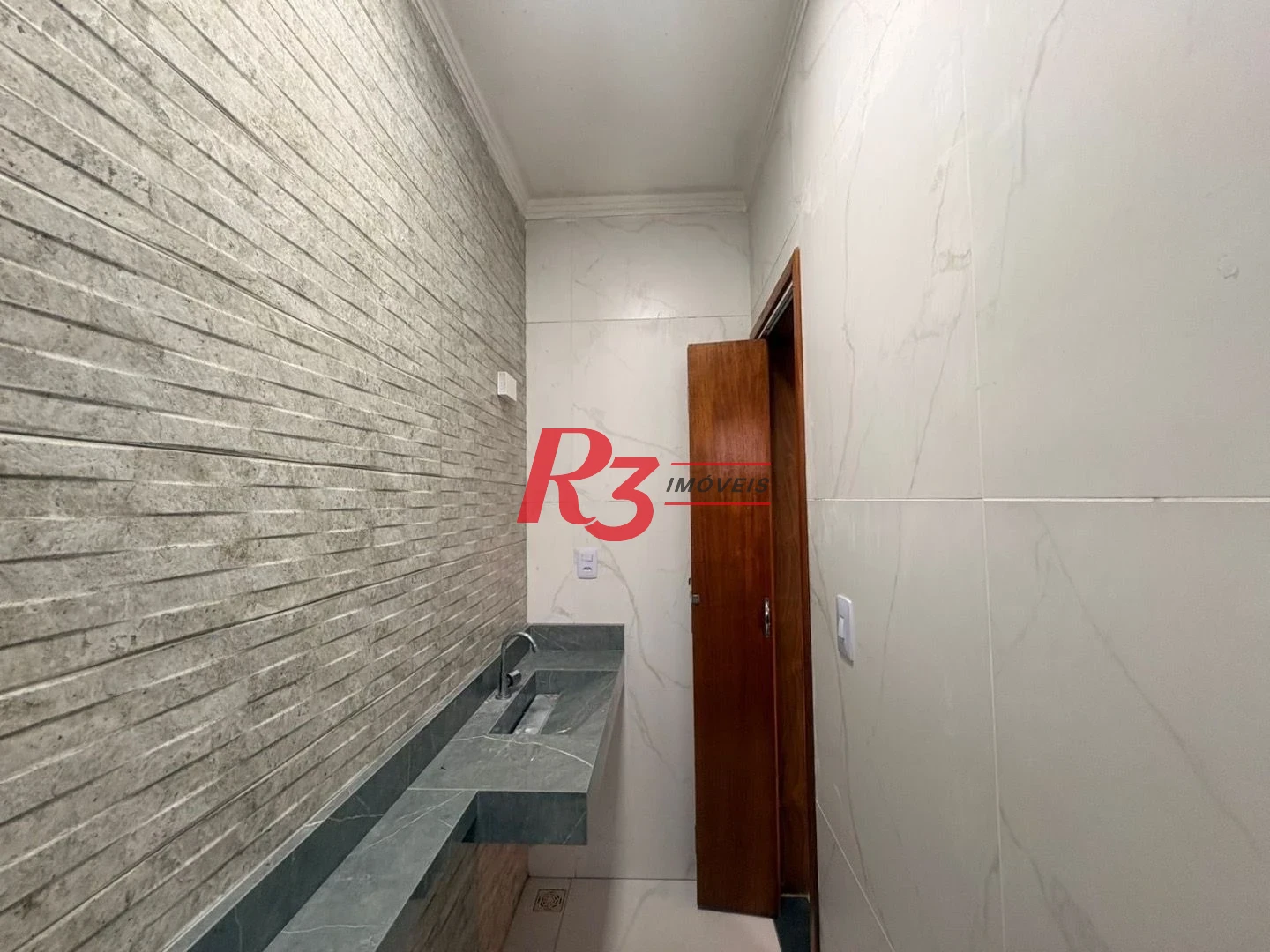 Apartamento com 2 dormitórios à venda, 55 m² por R$ 420.000,00 - Vilamar - Praia Grande/SP