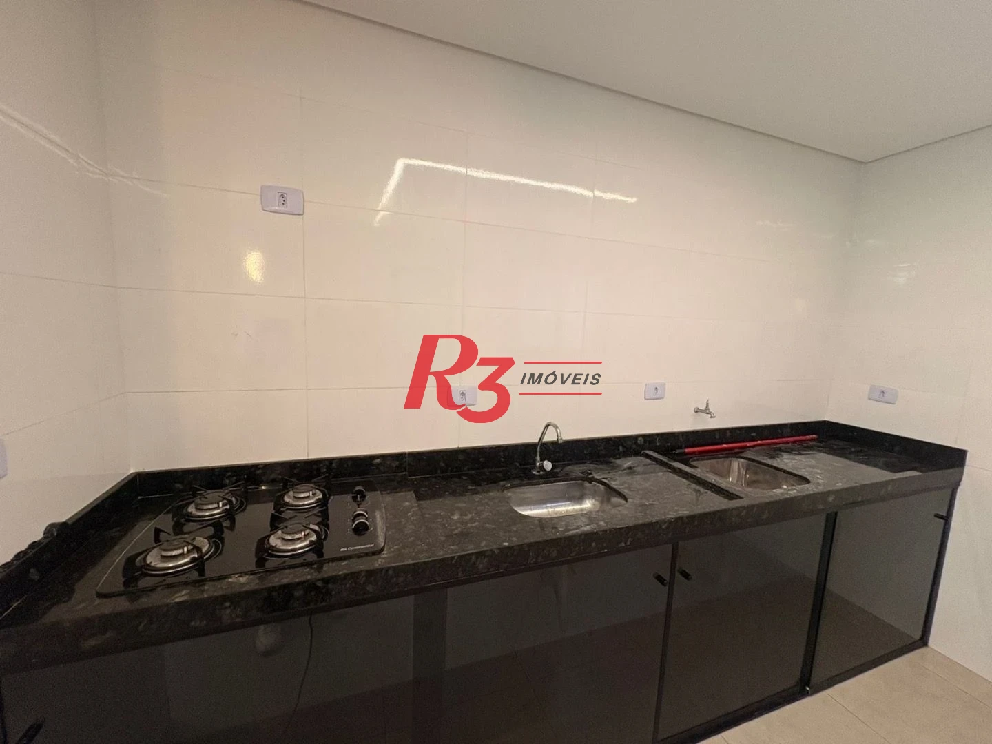 Apartamento com 2 dormitórios à venda, 55 m² por R$ 420.000,00 - Vilamar - Praia Grande/SP