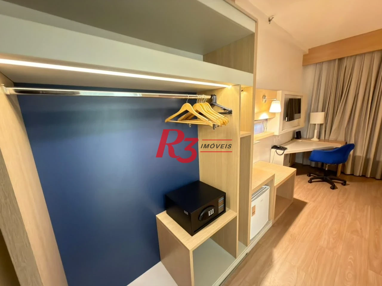 Flat com 1 dormitório à venda, 25 m² por R$ 410.000,00 - Gonzaga - Santos/SP