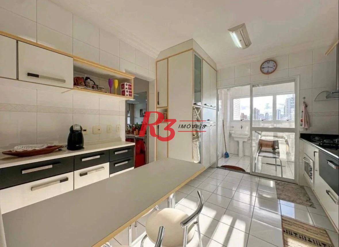 Apartamento com 3 dormitórios à venda, 120 m² por R$ 1.600.000,00 - Embaré - Santos/SP