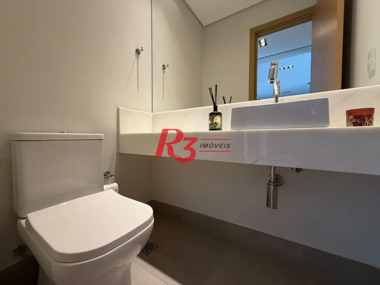 Apartamento com 1 dormitório à venda, 63 m² por R$ 840.000,00 - Aparecida - Santos/SP