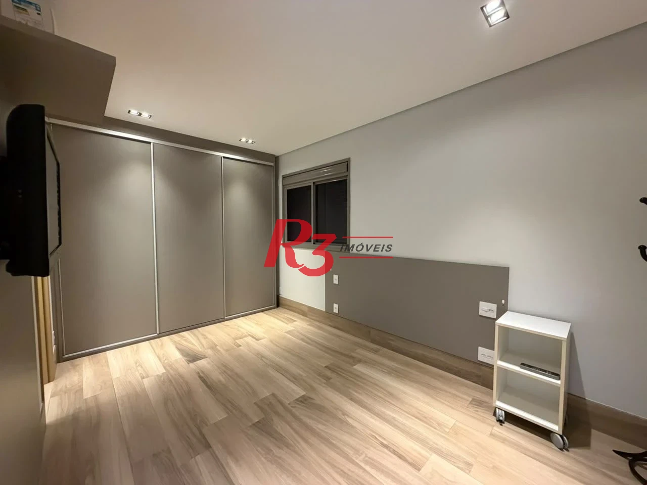 Apartamento com 1 dormitório à venda, 63 m² por R$ 840.000,00 - Aparecida - Santos/SP