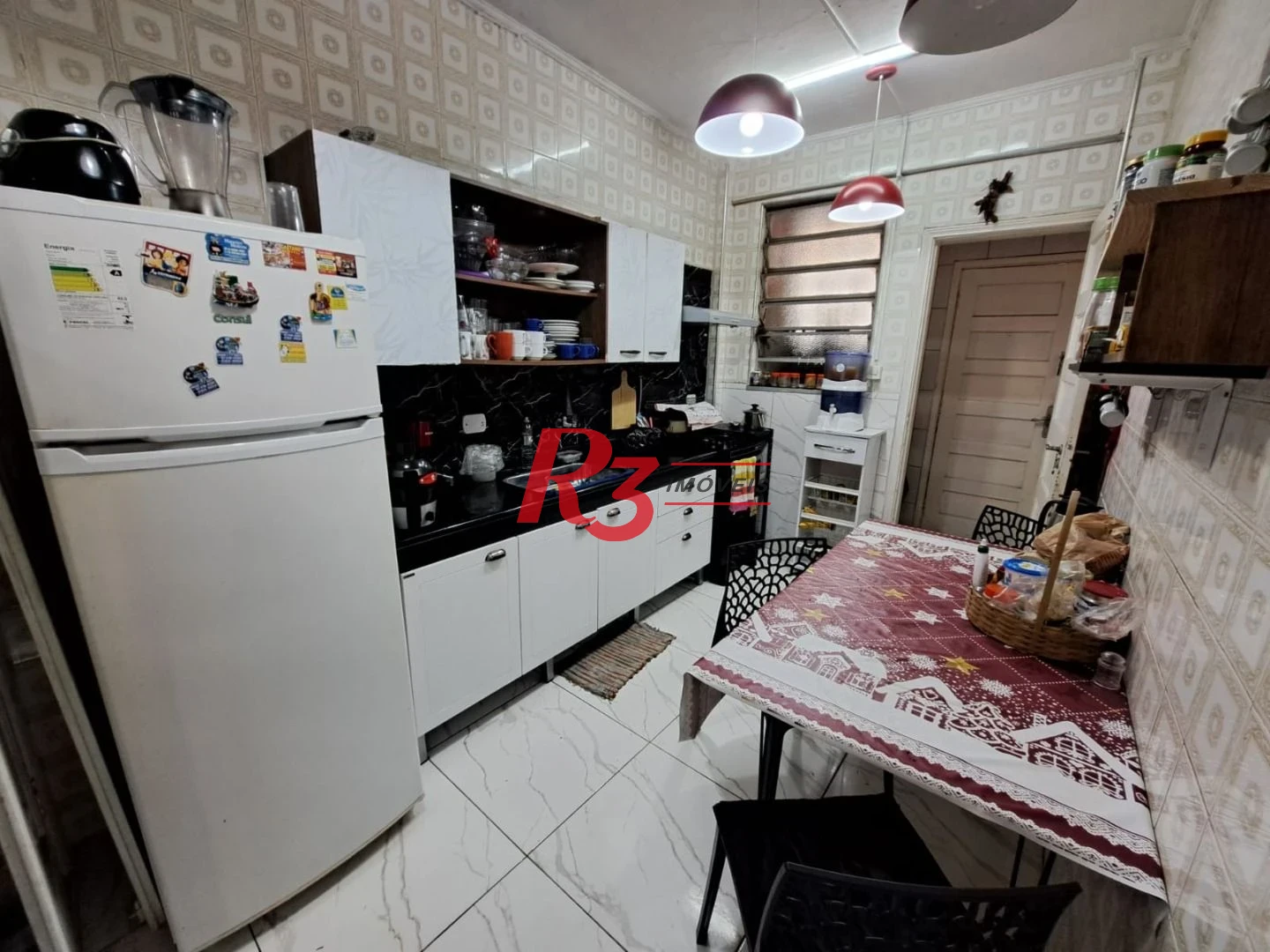 Apartamento com 2 dormitórios à venda, 95 m² por R$ 580.000,00 - Gonzaga - Santos/SP