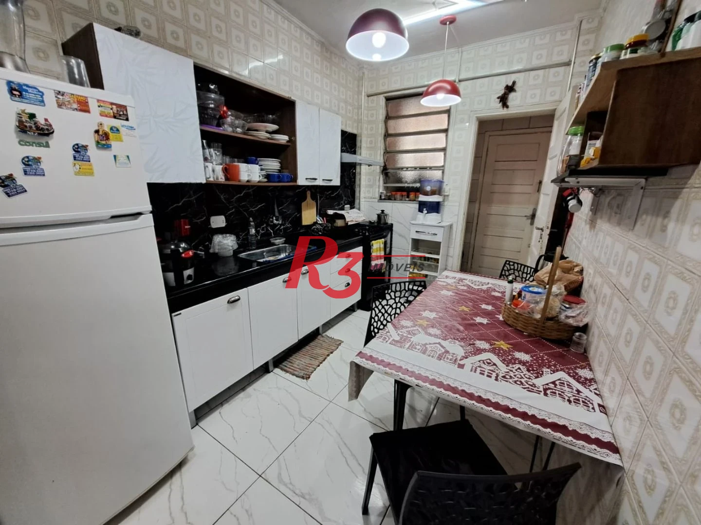 Apartamento com 2 dormitórios à venda, 95 m² por R$ 580.000,00 - Gonzaga - Santos/SP